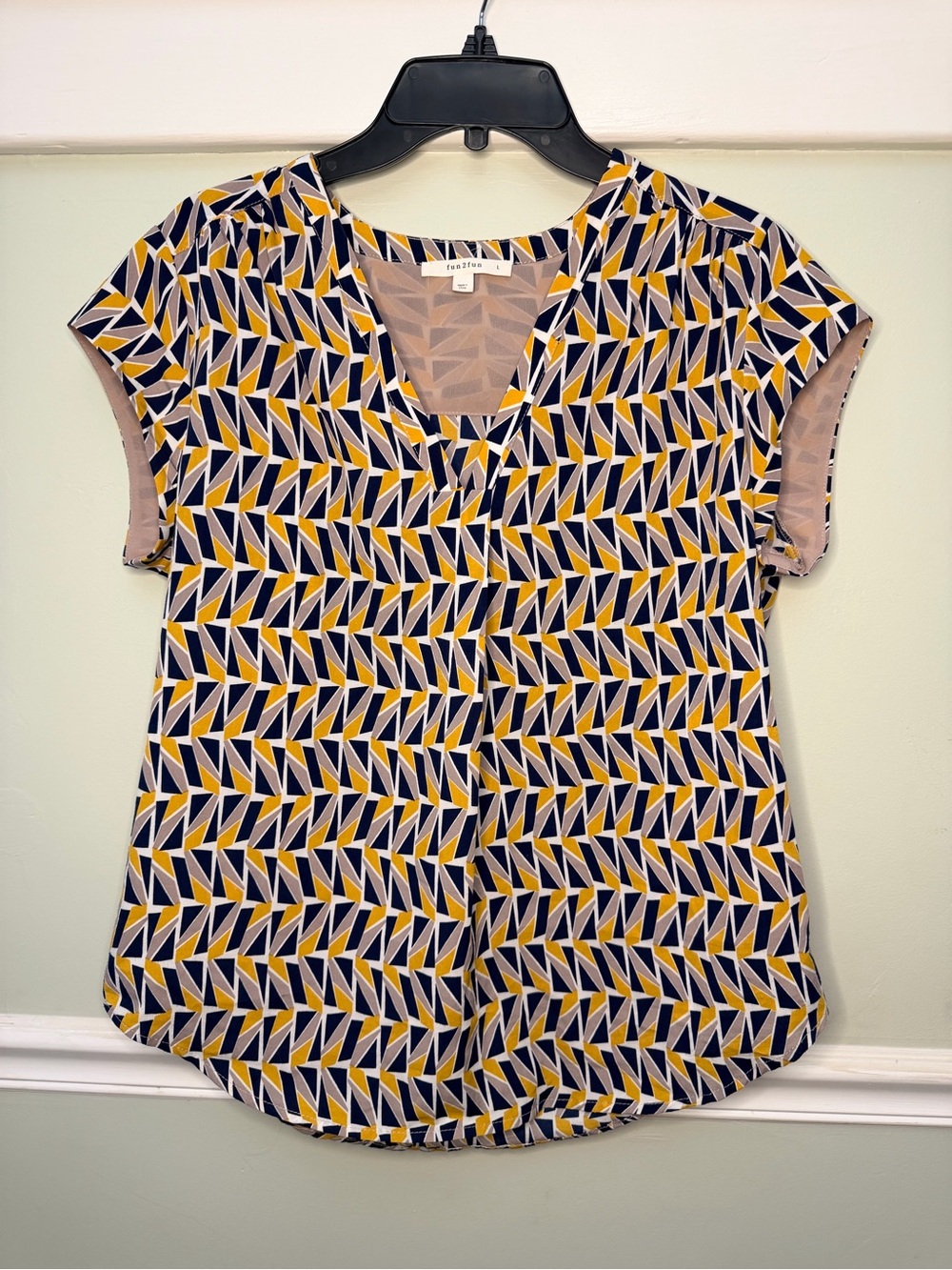 Fun 2 Fun Geometric Print V-Neck Blouse - Yellow/Navy Large